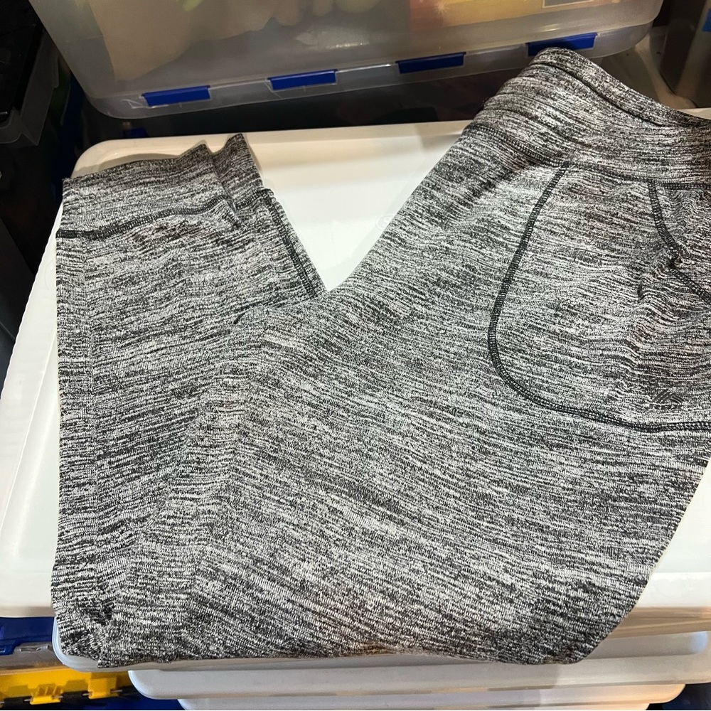 RBX Active Jogger with pockets